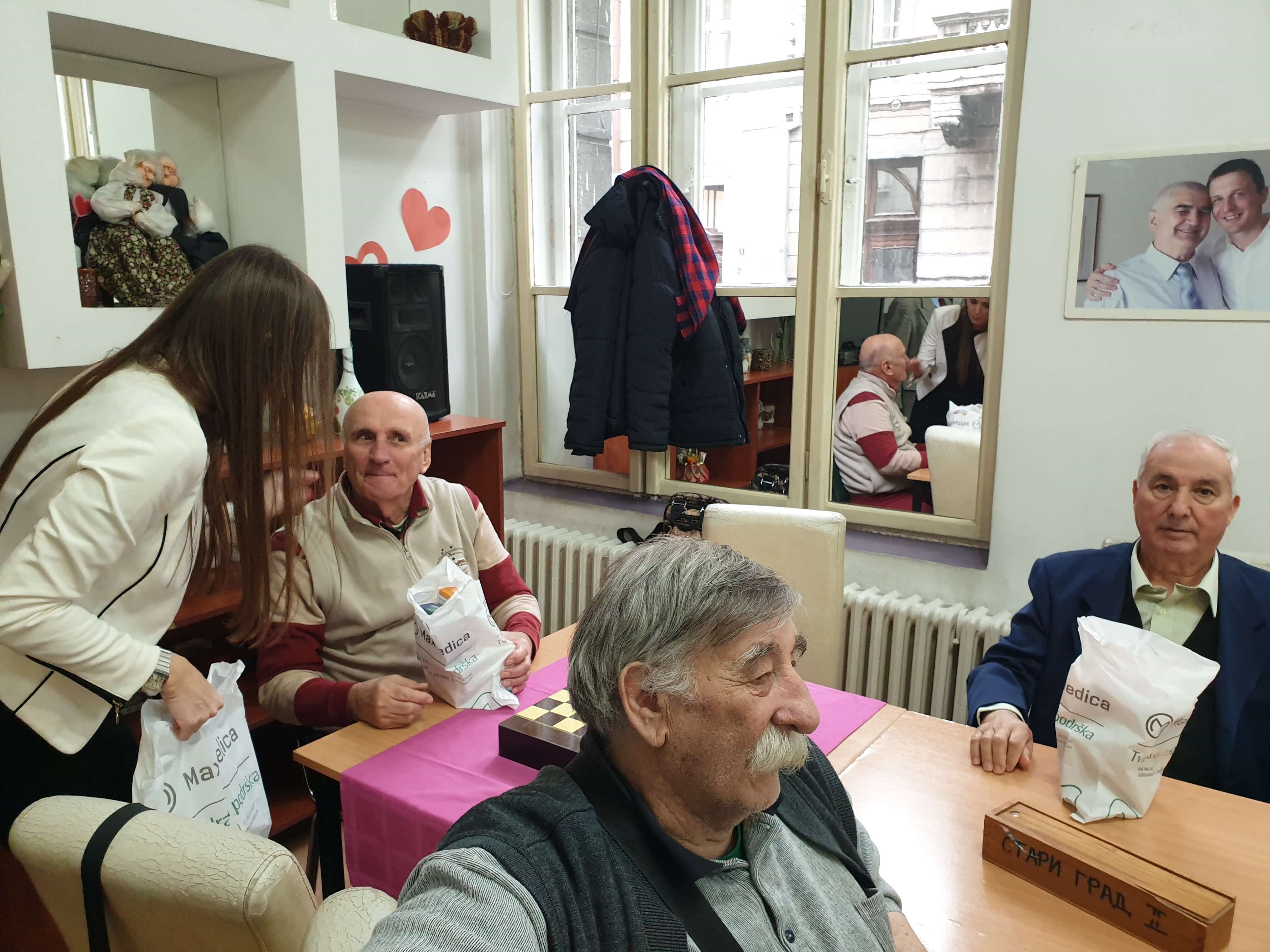 DONACIJA MAX MEDICA (5)