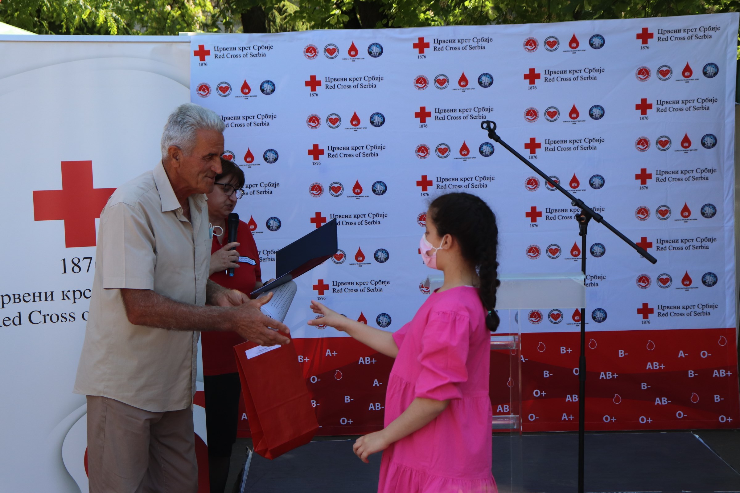 AKADEMSKI PARD 2021 URUČENJE NAGRADA ZA KONKURS KRV ŽIVOT ZNAČI (21)