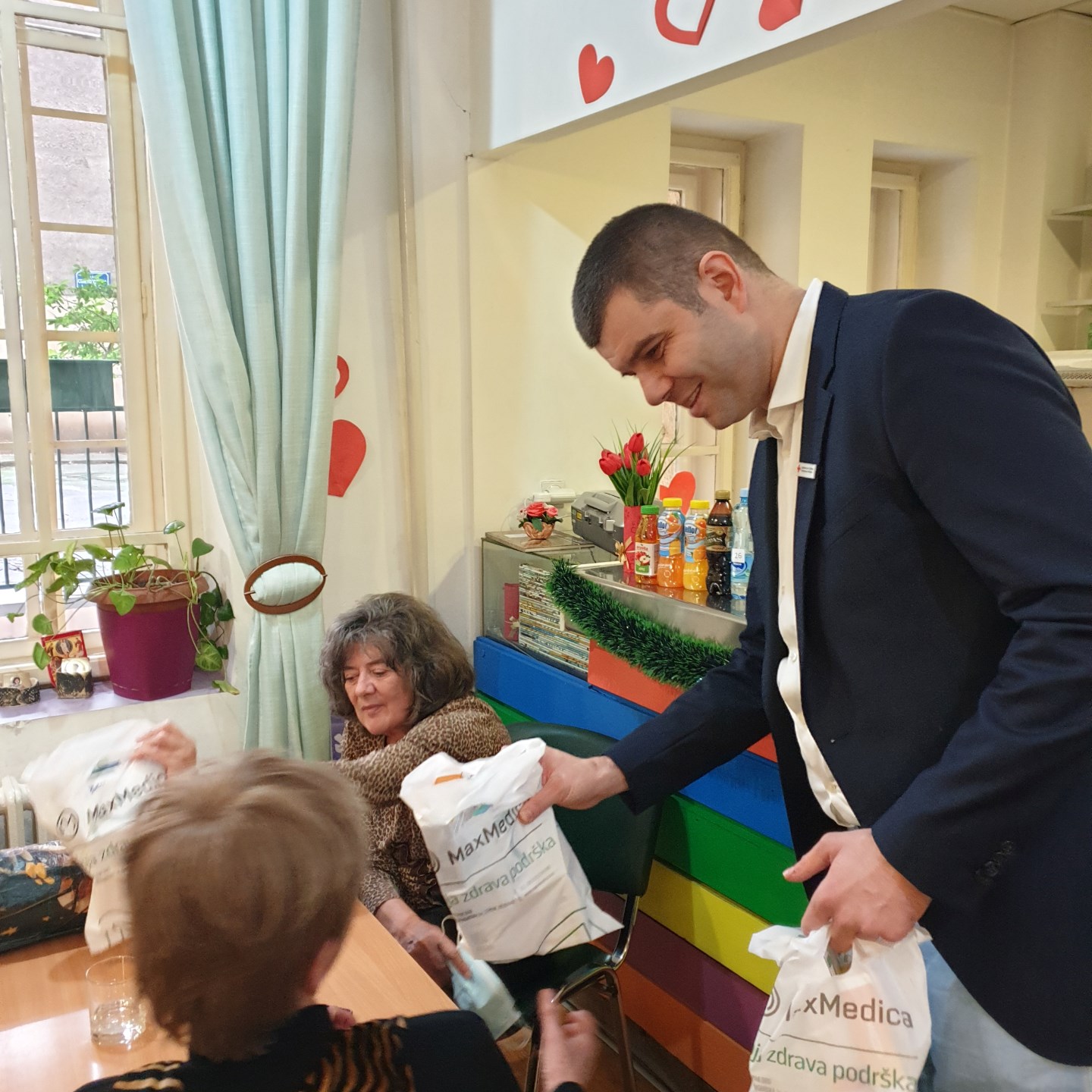 DONACIJA MAX MEDICA (12)