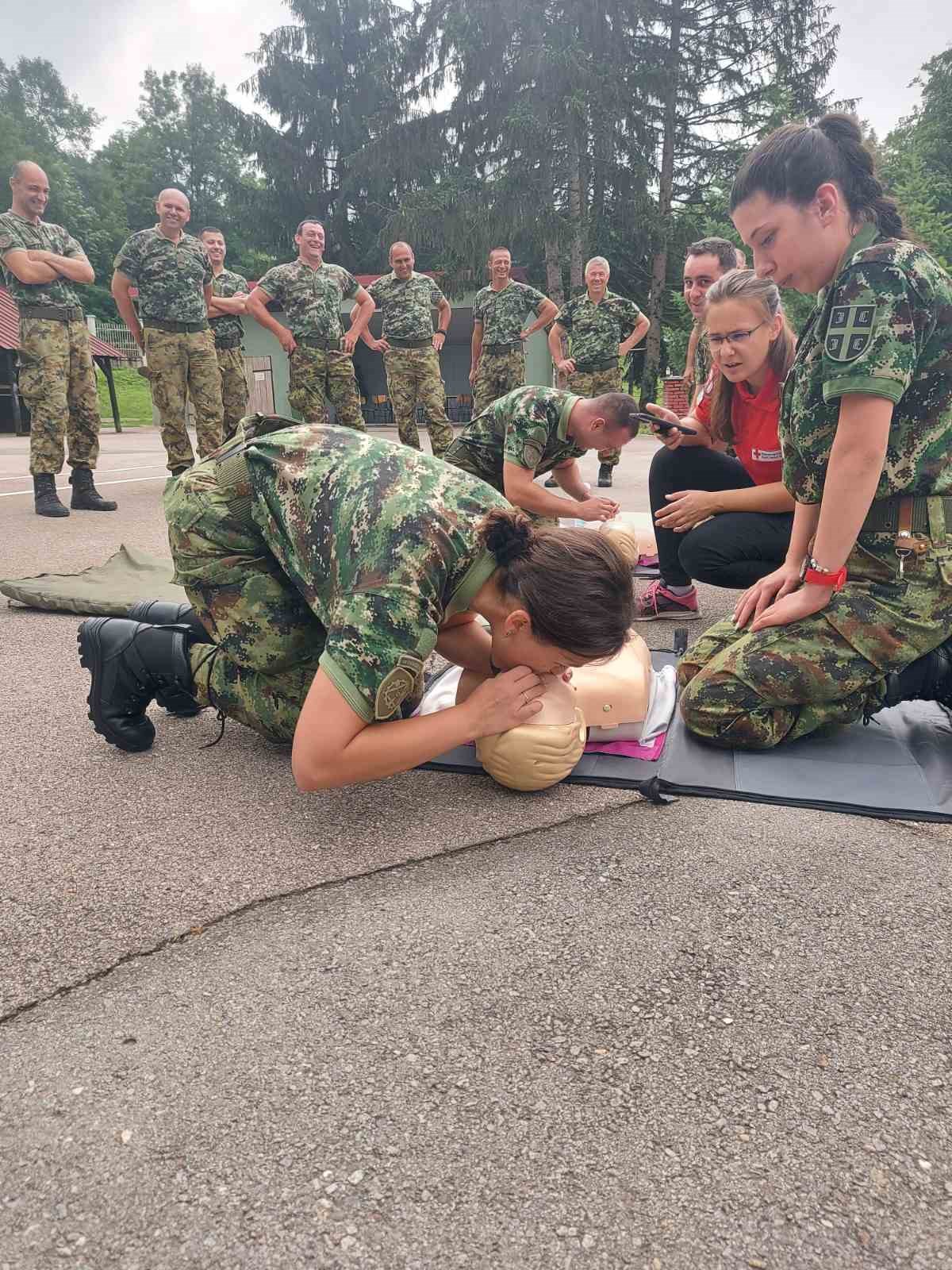 OBUKA PRVE POMOCI ZA PROPADNIKE VOJSKE BOGOVADJA 2022 (12)